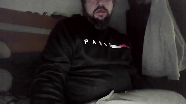 Snapshot of yourcourage1 chatting on February 24, 6:11 am yourcourage1 online show from February 24, 6:11 am