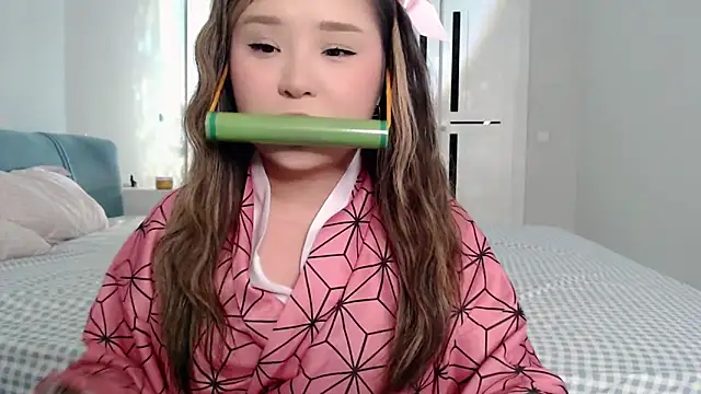 Snapshot of Minamin_20 chatting on February 14, 8:38 pm Minamin 20 online show from February 14, 8:38 pm