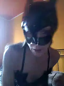 Snapshot of monella83 chatting on January 22, 9:57 am monella83 online show from January 22, 9:57 am