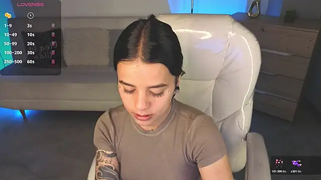 Snapshot of Nicole_Foxx_ chatting on March 5, 7:43 pm Nicole Foxx online show from March 5, 7:43 pm