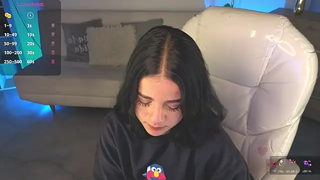 Snapshot of Nicole_Foxx_ chatting on March 7, 8:06 pm Nicole Foxx online show from March 7, 8:06 pm