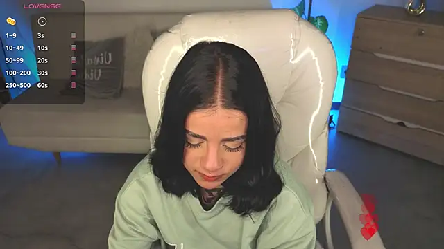 Snapshot of Nicole_Foxx_ chatting on March 9, 8:35 pm Nicole Foxx online show from March 9, 8:35 pm