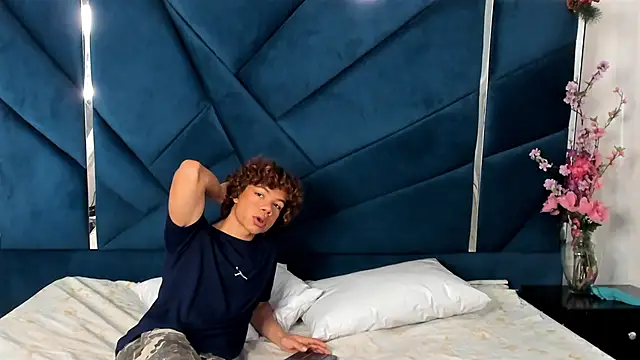 DanteAndKyle online show from February 7, 12:50 pm