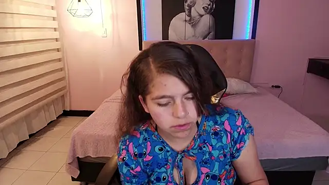 Kitten Cam online show from February 10, 4:14 pm