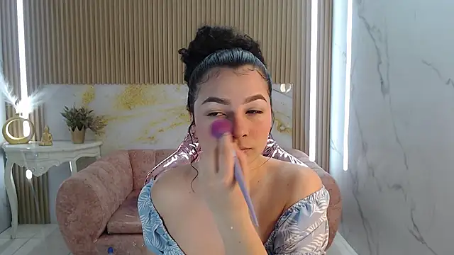 shalon diaz s online show from March 13, 8:11 pm