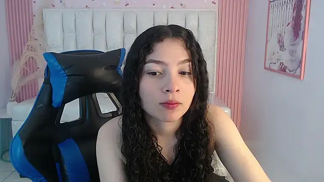 shalon diaz s online show from October 13, 8:09 pm