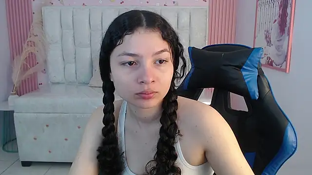 shalon diaz s online show from October 14, 1:23 pm