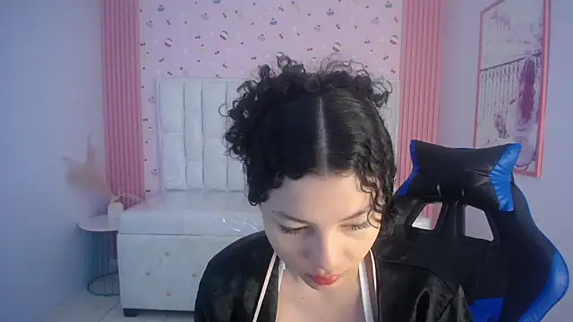 shalon diaz s online show from January 19, 1:04 pm