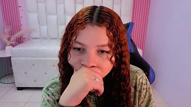shalon diaz s online show from April 27, 1:09 pm