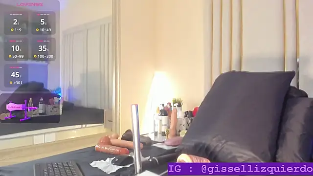 Liincostelloo online show from November 17, 12:11 pm