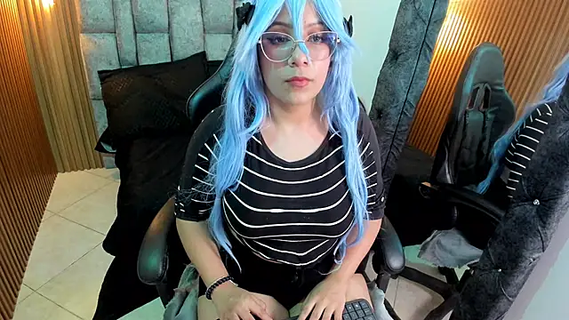 Snapshot of Hiraku_dl chatting on February 10, 9:58 pm Hiraku dl online show from February 10, 9:58 pm