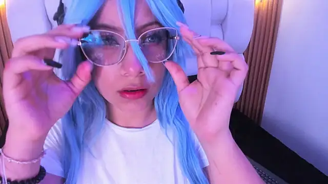 Snapshot of Hiraku_dl chatting on February 13, 10:33 pm Hiraku dl online show from February 13, 10:33 pm