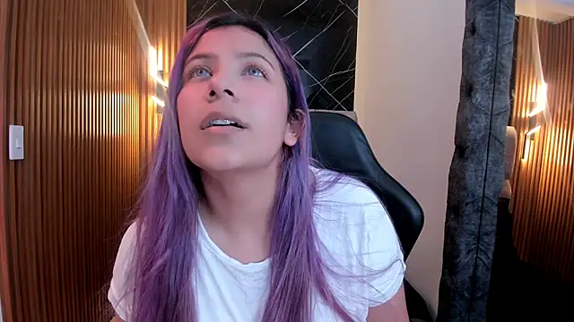 Snapshot of Hiraku_dl chatting on February 26, 10:20 pm Hiraku dl online show from February 26, 10:20 pm