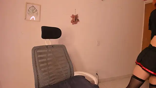 Snapshot of angelica_temptation chatting on March 11, 1:55 am angelica temptation online show from March 11, 1:55 am