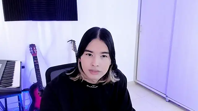 JordiWilld online show from November 2, 3:58 pm