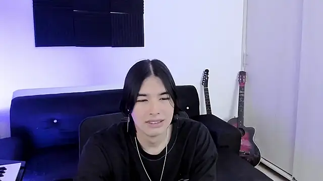 Snapshot of JordiWilld chatting on March 26, 6:35 pm JordiWilld online show from March 26, 6:35 pm