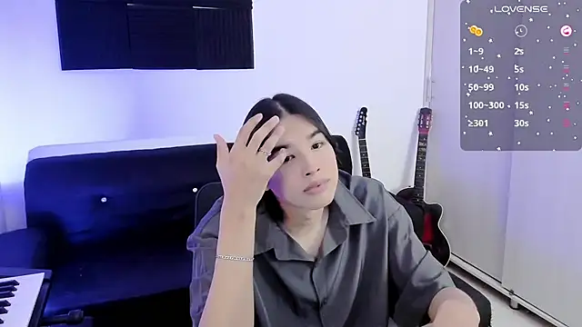 Snapshot of JordiWilld chatting on March 27, 7:57 pm JordiWilld online show from March 27, 7:57 pm