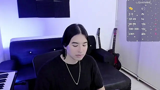 Snapshot of JordiWilld chatting on March 28, 11:48 pm JordiWilld online show from March 28, 11:48 pm