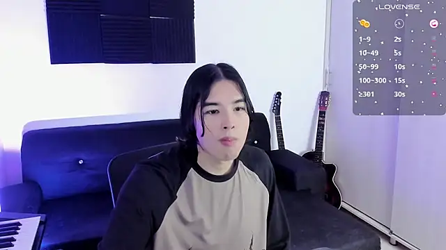 Snapshot of JordiWilld chatting on March 30, 10:22 pm JordiWilld online show from March 30, 10:22 pm