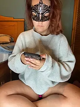 Snapshot of lexxie_tuga chatting on February 22, 10:18 am lexxie tuga online show from February 22, 10:18 am