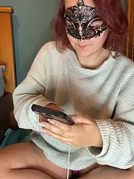 Snapshot of lexxie_tuga chatting on March 18, 12:49 am lexxie tuga online show from March 18, 12:49 am