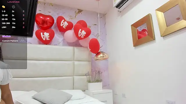 AnthonelaRusso  online show from February 17, 3:36 am