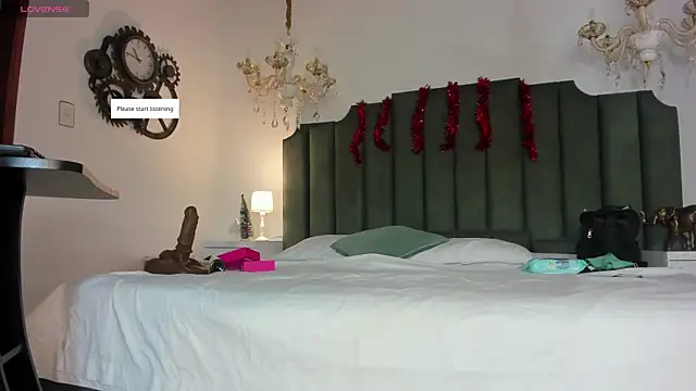 Snapshot of AnthonelaRusso_ chatting on December 3, 3:47 am AnthonelaRusso online show from December 3, 3:47 am