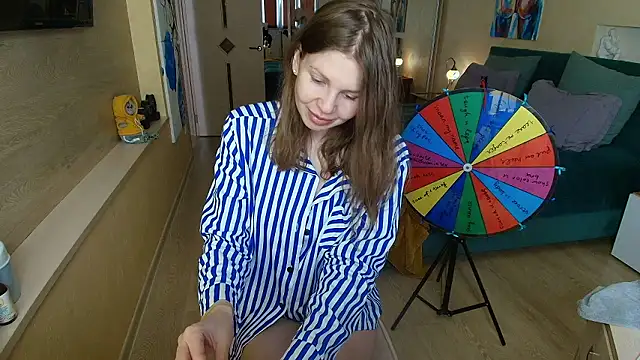 Snapshot of ReginaSparkle chatting on March 16, 5:44 am ReginaSparkle online show from March 16, 5:44 am