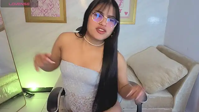 Paulette v online show from March 7, 1:08 pm