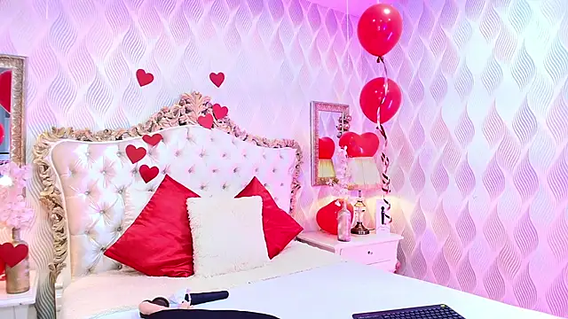 Bella Smiith  online show from February 11, 12:54 pm