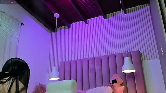 ScarlettDreamss7 online show from May 17, 12:45 pm