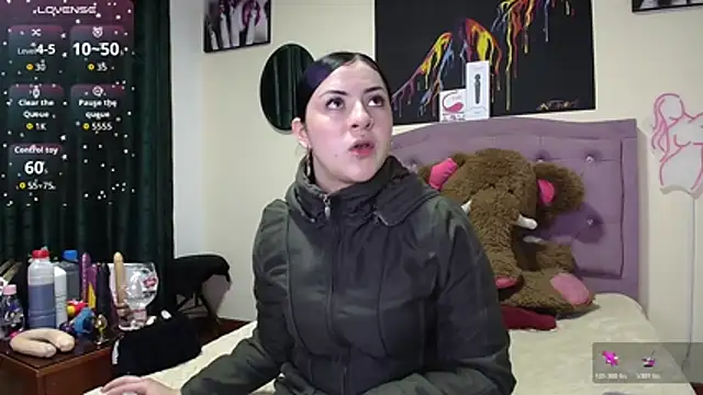 Snapshot of Emmie_Hot chatting on February 25, 12:04 pm Emmie Hot online show from February 25, 12:04 pm