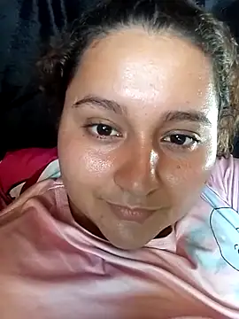 Snapshot of Lily_Sweet24 chatting on March 17, 6:33 pm Lily Sweet24 online show from March 17, 6:33 pm