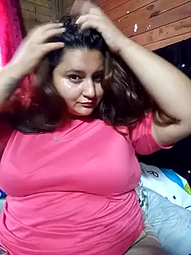 Snapshot of Lily_Sweet24 chatting on April 14, 9:21 pm Lily Sweet24 online show from April 14, 9:21 pm