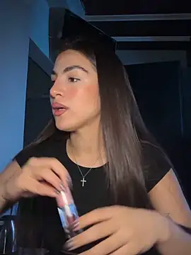 Snapshot of thompsonabella666 chatting on March 16, 7:18 pm thompsonabella666 online show from March 16, 7:18 pm