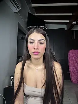 Snapshot of thompsonabella666 chatting on March 27, 5:46 am thompsonabella666 online show from March 27, 5:46 am