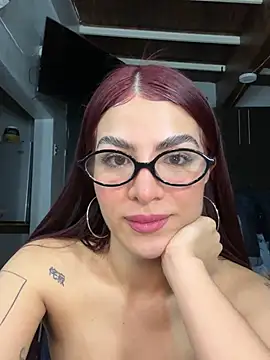 Snapshot of thompsonabella666 chatting on April 23, 2:46 am thompsonabella666 online show from April 23, 2:46 am