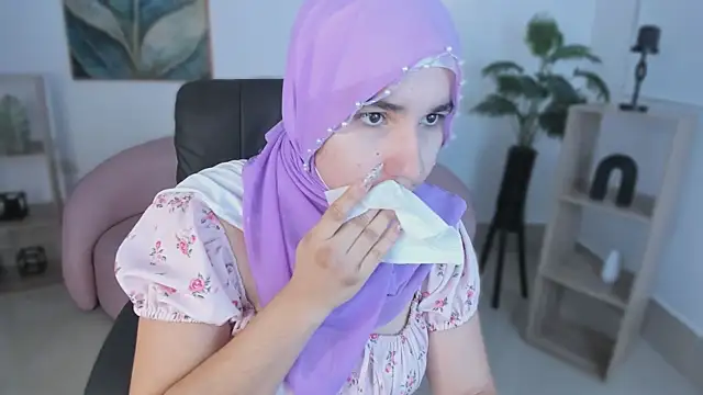 Ayha khalaf online show from October 16, 1:17 am