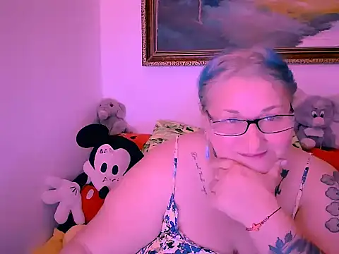 mayamayx online show from October 26, 5:52 pm