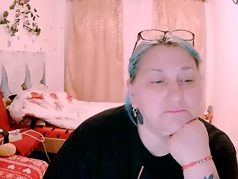 mayamayx online show from May 9, 7:52 pm