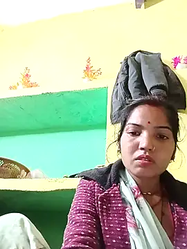 Bhuvi Bedi online show from February 10, 2:48 pm