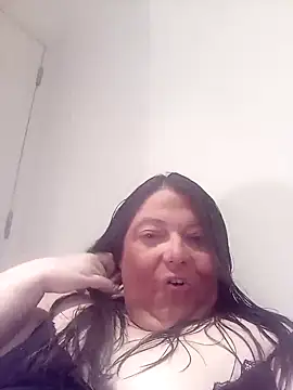 HotHornyEmmaX online show from February 5, 10:12 pm