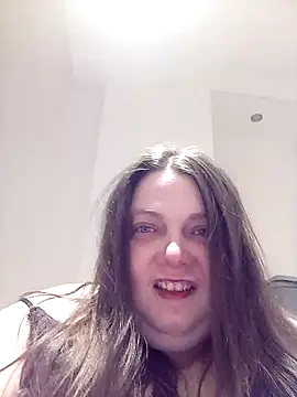 HotHornyEmmaX online show from February 16, 8:33 pm