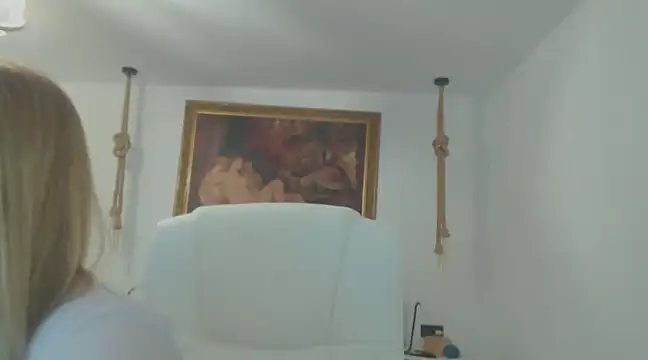 Snapshot of EllyaDiamond chatting on January 25, 9:04 pm EllyaDiamond online show from January 25, 9:04 pm