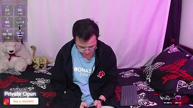 Tina 4 Charlie online show from September 30, 10:42 am