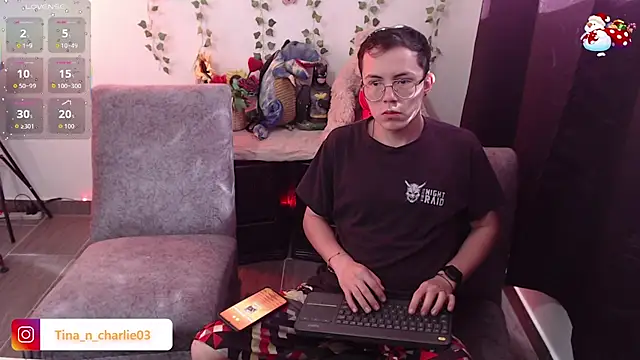 Tina 4 Charlie online show from January 8, 1:46 pm