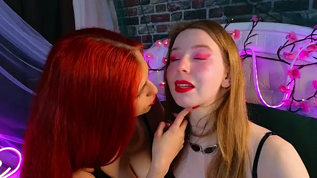 Snapshot of MarjorieBrown chatting on March 17, 8:12 pm MarjorieBrown online show from March 17, 8:12 pm