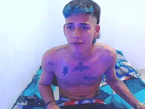 lu nastyboy18 online show from January 25, 9:36 am