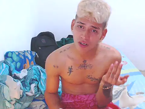 lu nastyboy18 online show from February 11, 8:37 am
