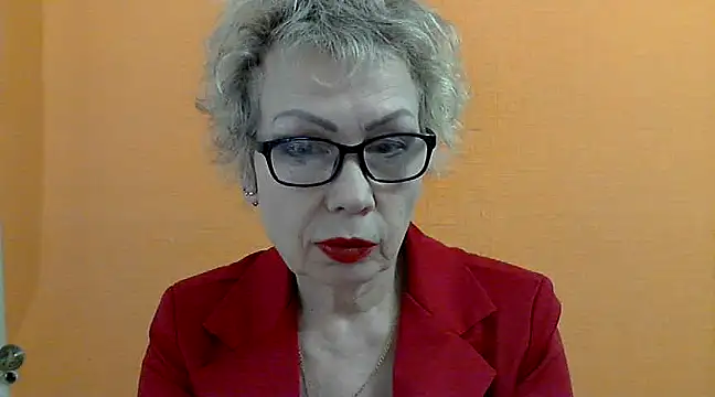 NessyJenixs online show from February 9, 6:05 pm